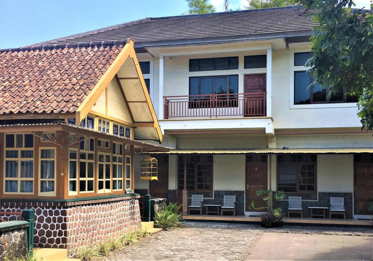 Hotel Wismancala Kaliurang Kültér fotó