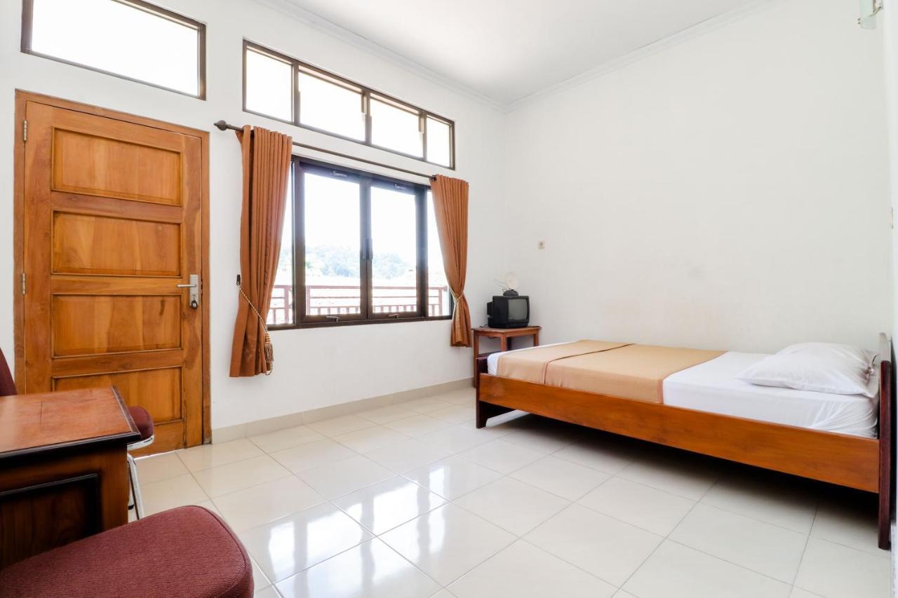 Hotel Wismancala Kaliurang Kültér fotó